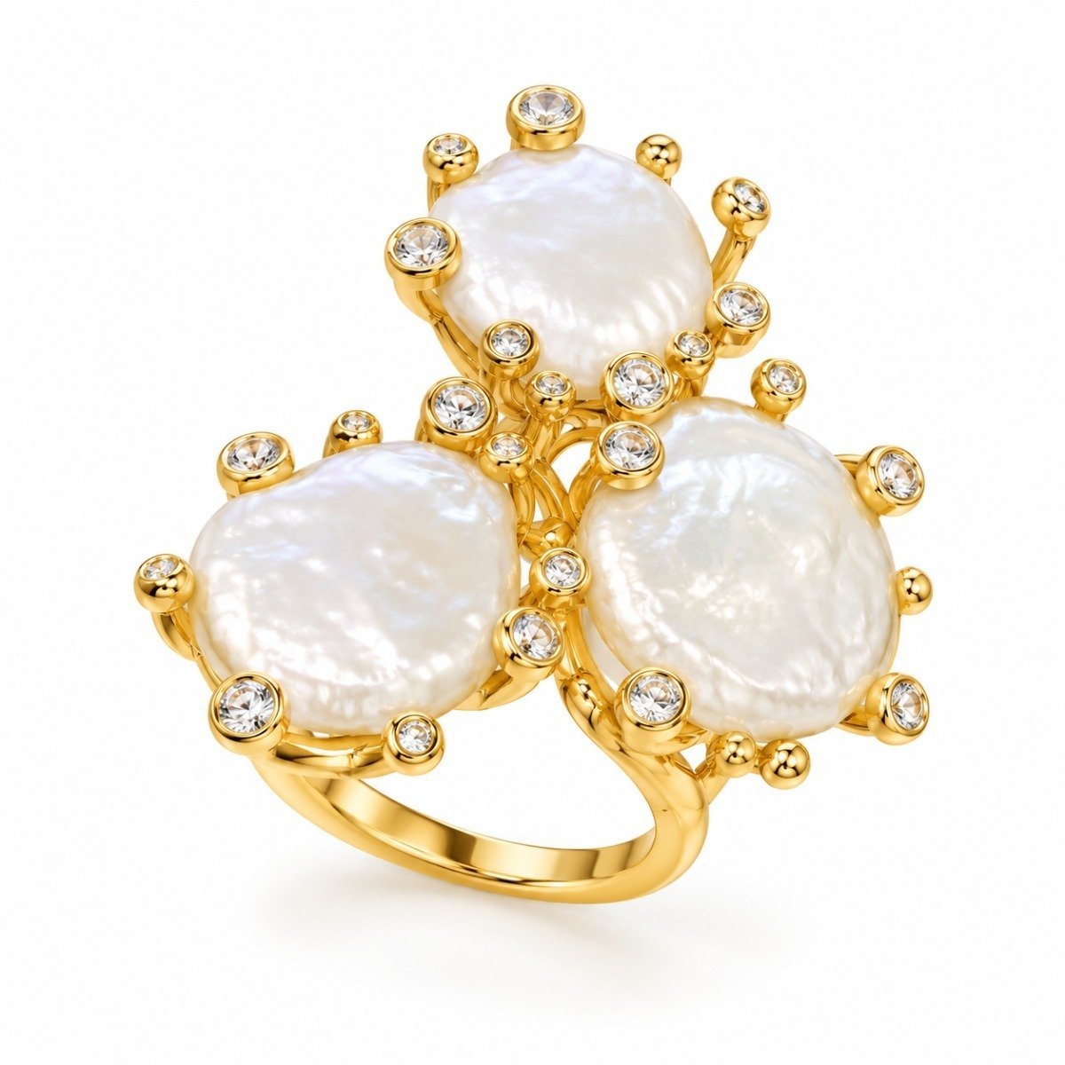 Anillo dorado con tres detalles perlados y circonias