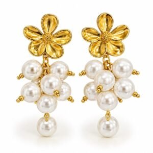 Aritos Dorados Florales con Cuentas Blancas
