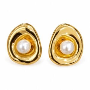 Aretes dorados orgánicos con perla