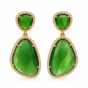 Aritos colgantes dorados con piedras verdes y circonias