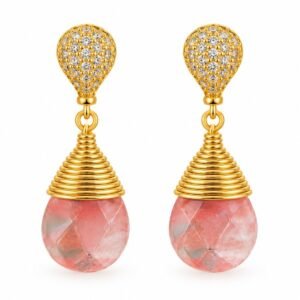 Aretes dorados con gotas rosadas facetadas y circonias