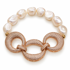 Pulsera blanca con aros entrelazados