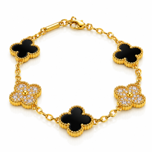 Pulsera de cadena con tréboles negros