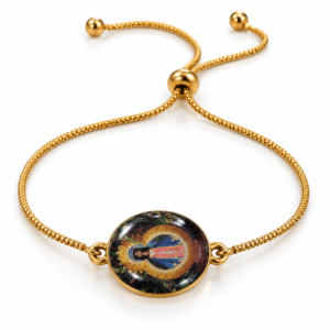 Pulsera dorada con medallón religioso ilustrado