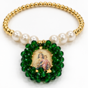 Pulsera blanca y dorada con medalla verde