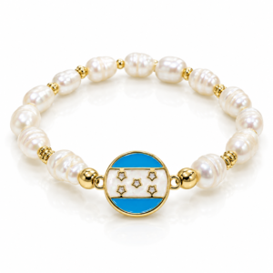 Pulsera blanca con medallón de estrellas