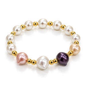 Pulsera blanca con cuentas de tonos suaves