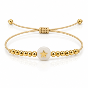 Pulsera beige con estrella sobre cuenta blanca