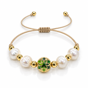Pulsera blanca ajustable con trébol verde