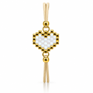 Pulsera beige con corazón blanco de cuentas