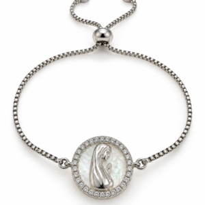 Pulsera plateada con medalla religiosa blanca