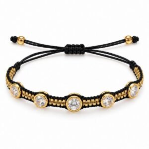 Pulsera Negra Ajustable con Cinco Circonias y Detalles Dorados