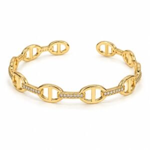 Pulsera abierta dorada de eslabones ovalados con circonias