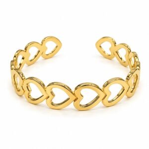Pulsera abierta dorada de corazones calados