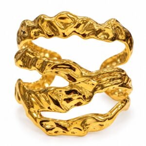 Brazalete dorado de diseño ondulado